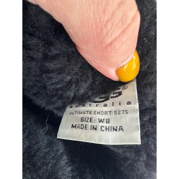 UGG Australia Ultimate Short Black Suede Sheepskin Boots - W8 - Picture 4 of 7